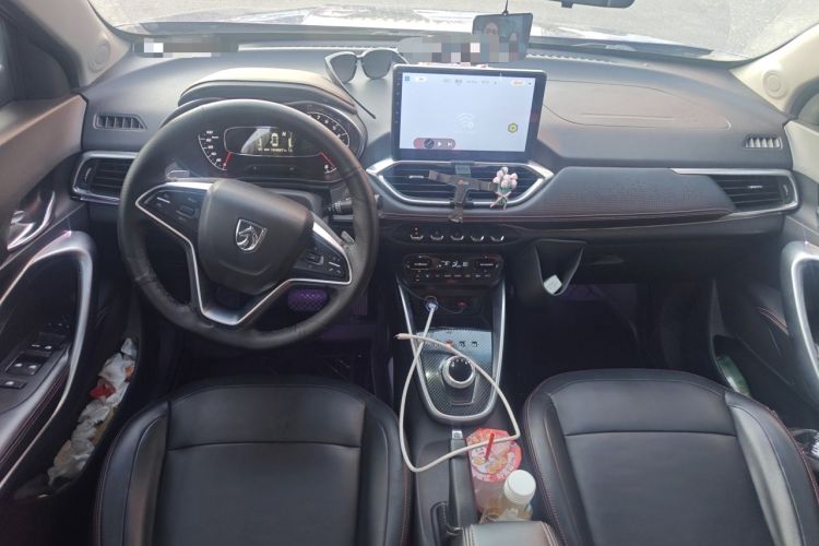 Used Baojun 510 2019 1.5L Automatic Prestige Edition China V Center Console