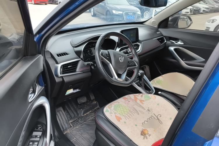 Used Baojun 510 2019 1.5L CVT Enjoyment Model China VI Emission Standard Driver Seat