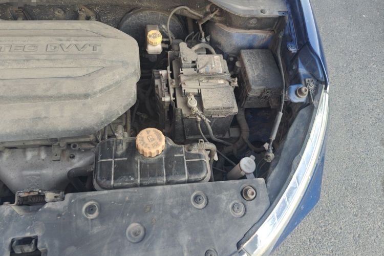 Used Baojun 510 2019 1.5L Automatic Prestige Edition China V Engine Bay Left