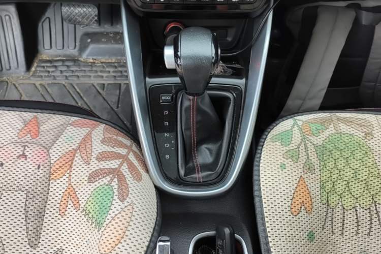 Used Baojun 510 2019 1.5L CVT Enjoyment Model China VI Emission Standard Gear Lever