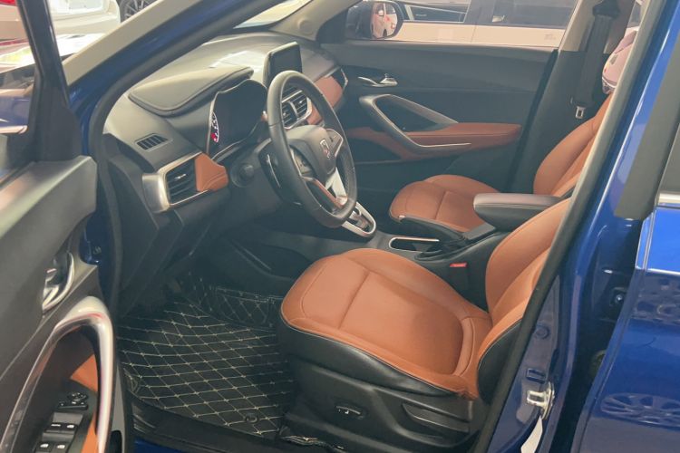Used Baojun 510 2019 1.5L Automatic Premium Version China VI Interior 2