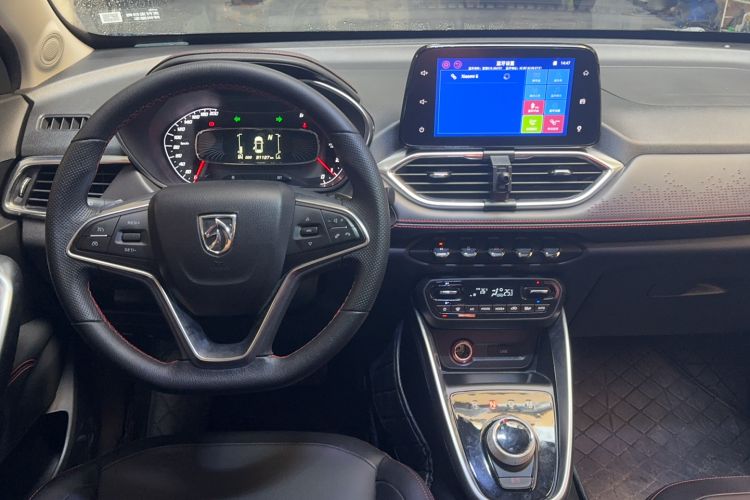 Used Baojun 510 2019 1.5L Automatic Prestige Edition China V Interior 3