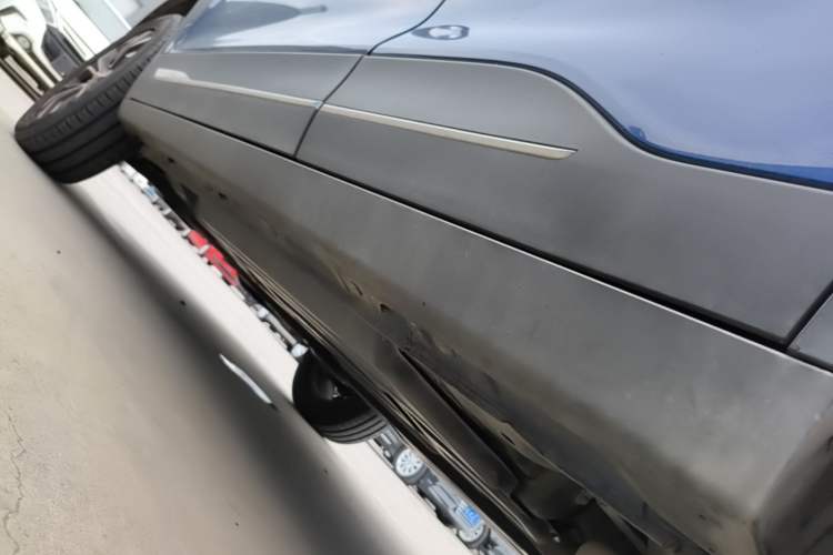 Used Baojun 510 2019 1.5L CVT Enjoyment Model China VI Emission Standard Left Side Sill