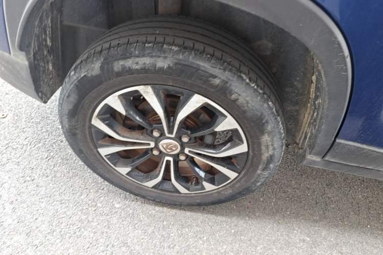 Used Baojun 510 2019 1.5L Automatic Premium Version National V Right Rear Wheel Hub
