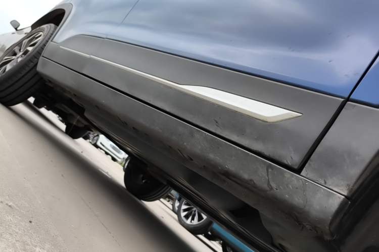 Used Baojun 510 2019 1.5L CVT Enjoyment Model China VI Emission Standard Right Side Sill