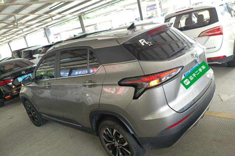 Used Baojun 510 2019 1.5L CVT Enjoyment Model China VI Emission Standard Exterior 3