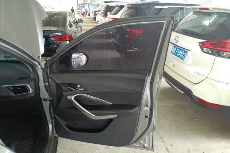 Used Baojun 510 2019 1.5L CVT Enjoyment Model China VI Emission Standard Interior 5
