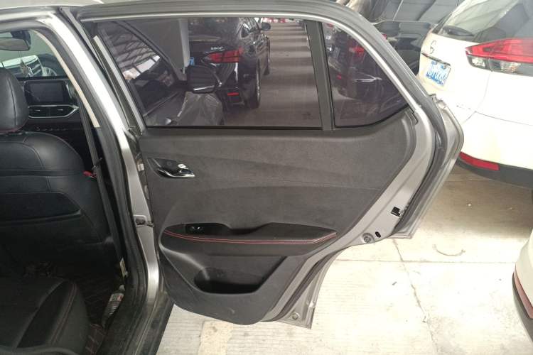 Used Baojun 510 2019 1.5L CVT Enjoyment Model China VI Emission Standard Interior 6