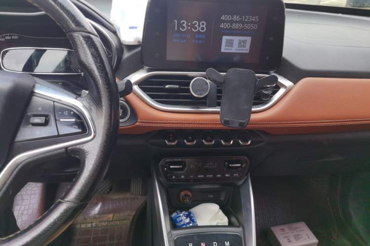 Used Baojun 510 2019 1.5L Automatic Premium Version National V Audio And AC Panel
