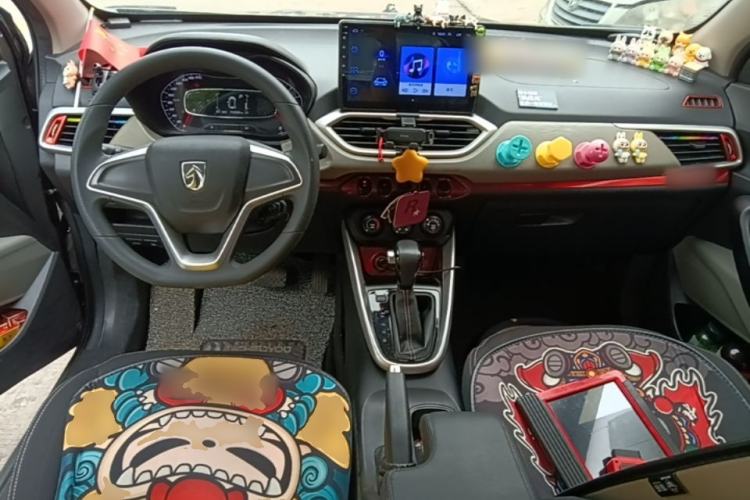 Used Baojun 510 2019 1.5L CVT Enjoyment Model China VI Emission Standard Center Console