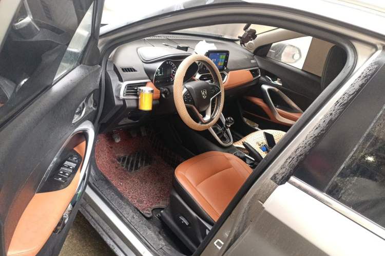 Used Baojun 510 2019 1.5L Manual Enjoyment Model China V Driver Seat
