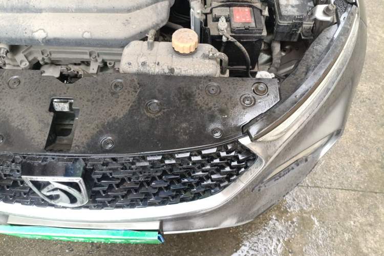 Used Baojun 510 2019 1.5L Manual Enjoyment Model China V Engine Bay Left