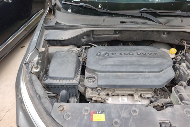 Used Baojun 510 2019 1.5L Automatic Premium Version National V Engine Bay Right