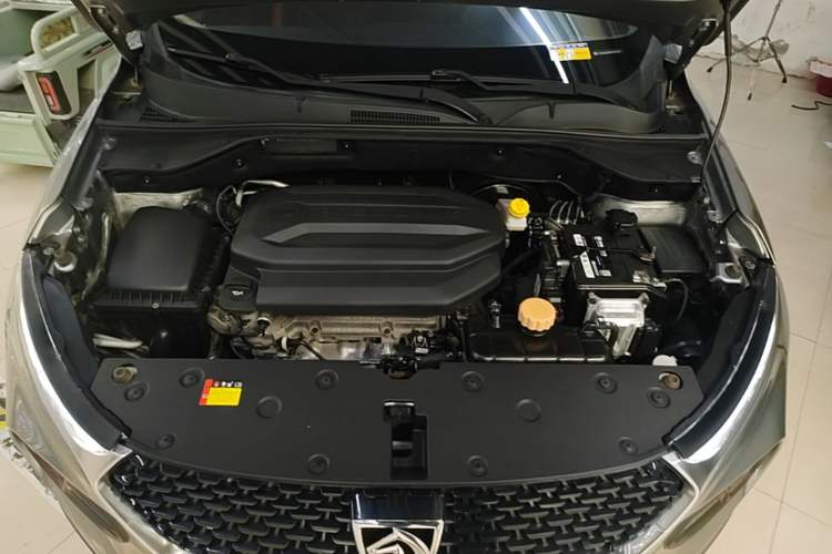 Used Baojun 510 2019 1.5L CVT Enjoyment Model China VI Emission Standard Engine Bay