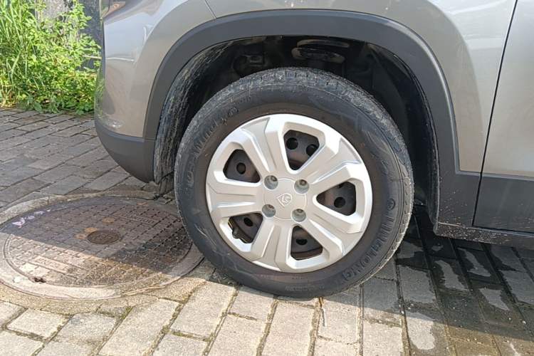 Used Baojun 510 2019 1.5L Manual Jingxiang Model 77kW China VI Emission Standard Exterior 4