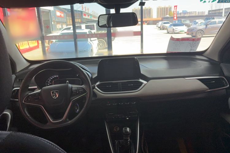 Used Baojun 510 2019 1.5L Manual Enjoyment Model 77kW China VI Emission Standard Interior 4