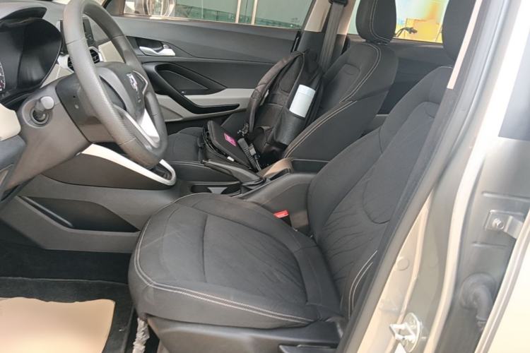 Used Baojun 510 2019 1.5L Manual Jingxiang Model 77kW China VI Emission Standard Left Front Seat