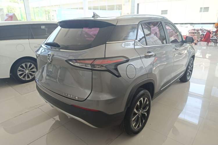 Used Baojun 510 2019 1.5L Automatic Premium Version National V Rear Right 45 Deg