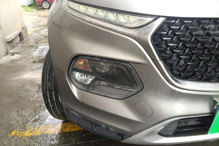 Used Baojun 510 2019 1.5L Manual Enjoyment Model China V Right Front Headlight