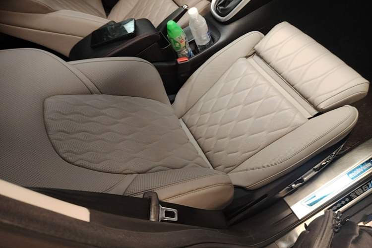 Used Baojun 510 2019 1.5L CVT Enjoyment Model China VI Emission Standard Right Front Seat