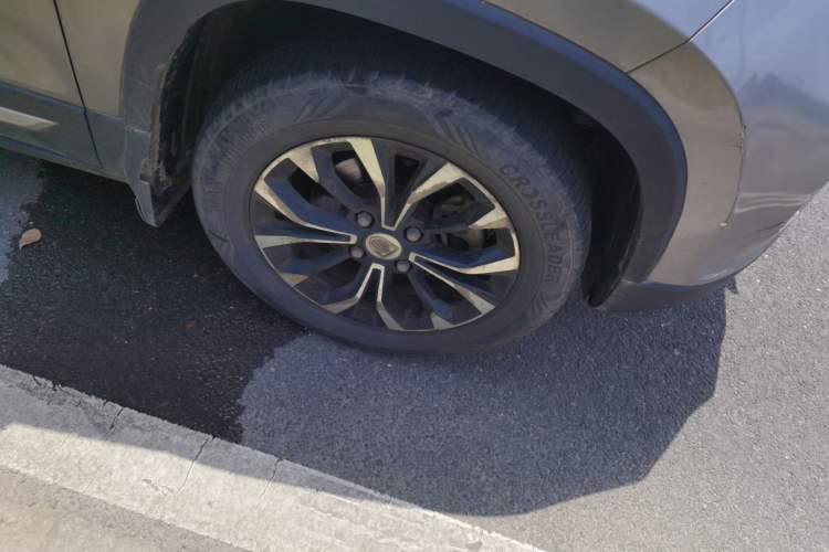 Used Baojun 510 2019 1.5L Automatic Premium Version National V Right Front Wheel Hub
