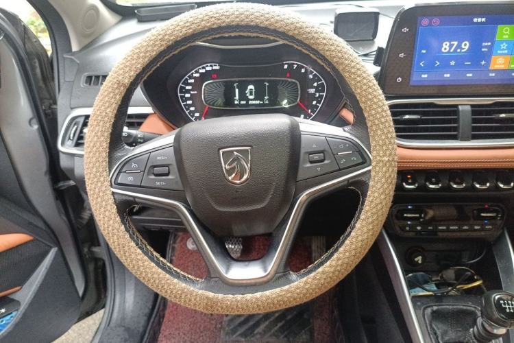 Used Baojun 510 2019 1.5L Manual Enjoyment Model China V Steering Wheel
