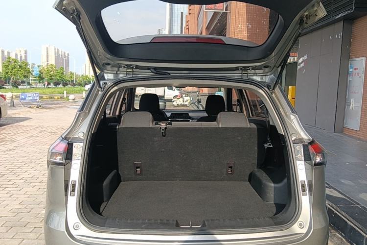 Used Baojun 510 2019 1.5L Manual Jingxiang Model 77kW China VI Emission Standard Trunk