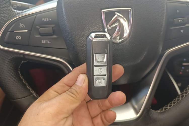 Used Baojun 510 2019 1.5L Automatic Premium Version National V Vehicle Key
