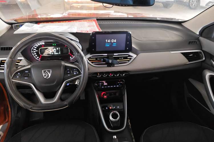 Used Baojun 510 2019 1.5L Automatic Enjoyment Model China VI Center Console