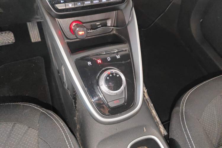 Used Baojun 510 2019 1.5L Automatic Enjoyment Model China VI Gear Lever