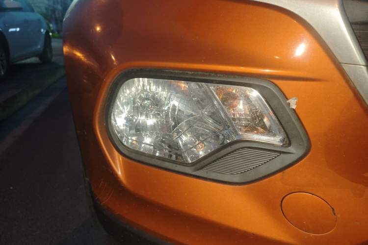Used Baojun 510 2019 1.5L Manual Jingxiang Model 73kW China VI Emission Standard Right Front Headlight