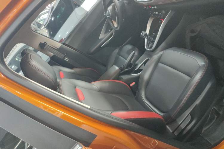 Used Baojun 510 2019 1.5L Manual Prestige Version China V Emission Standard Right Front Seat