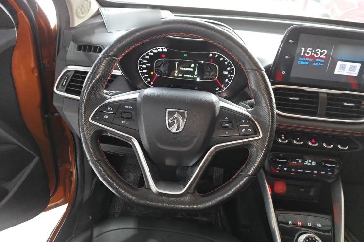 Used Baojun 510 2019 1.5L Automatic Premium Version National V Steering Wheel