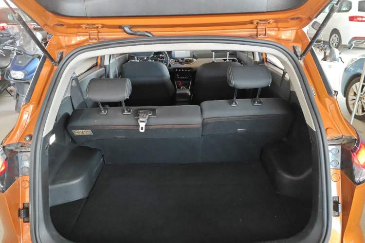 Used Baojun 510 2019 1.5L Automatic Enjoyment Model China VI Trunk