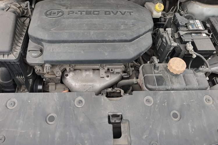 Used Baojun 510 2019 1.5L Automatic Prestige Edition China V Engine Bay