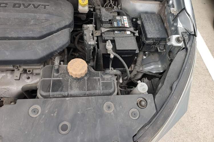 Used Baojun 510 2019 1.5L Automatic Prestige Edition China V Engine Bay Left