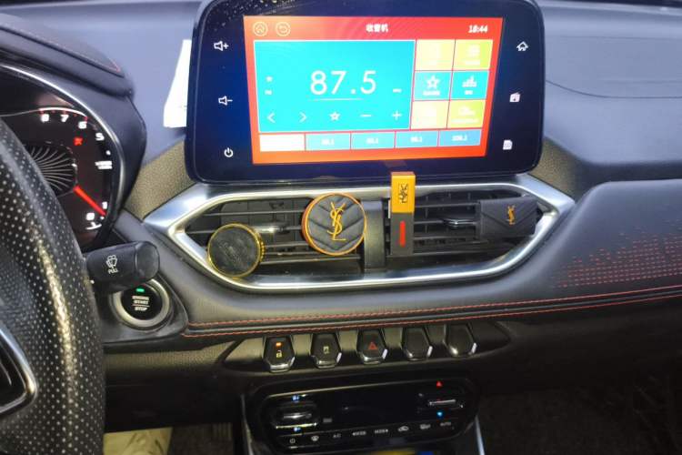 Used Baojun 510 2019 1.5L CVT Enjoyment Model China VI Emission Standard Audio And AC Panel