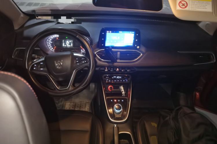 Used Baojun 510 2019 1.5L Automatic Prestige Edition China V Center Console
