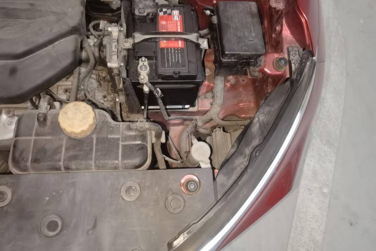 Used Baojun 510 2019 1.5L Automatic Prestige Edition China V Engine Bay Left