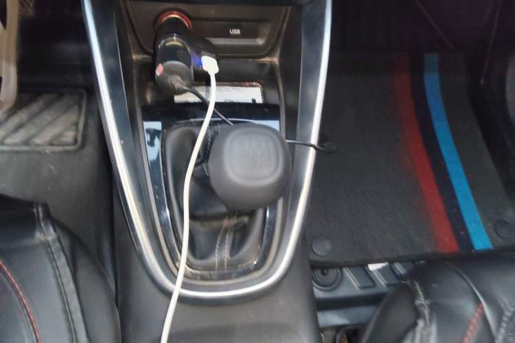 Used Baojun 510 2019 1.5L Manual Enjoyment Model China V Gear Lever