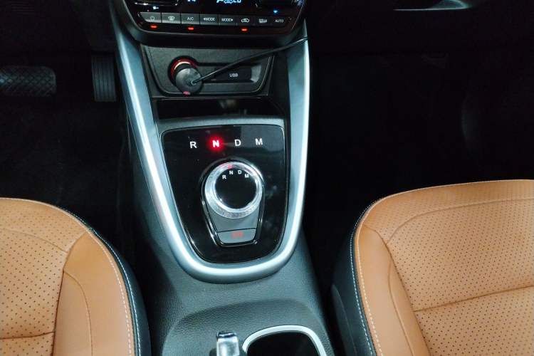 Used Baojun 510 2019 1.5L Automatic Premium Version National V Gear Lever