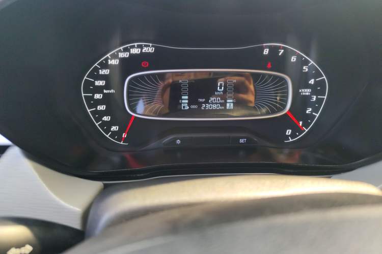 Used Baojun 510 2019 1.5L Manual Jingxiang Model 73kW China VI Emission Standard Odometer Close Up