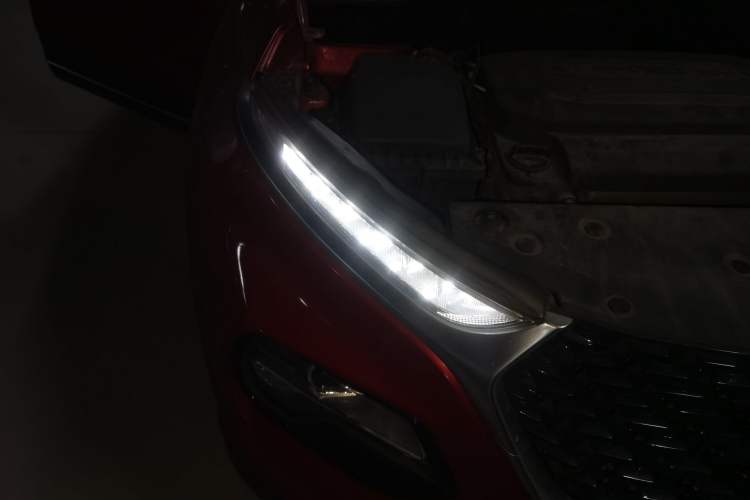 Used Baojun 510 2019 1.5L Automatic Prestige Edition China V Right Front Headlight