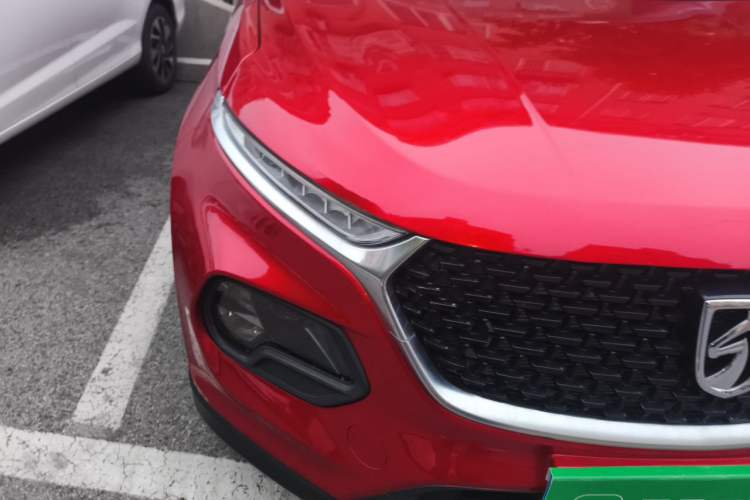 Used Baojun 510 2019 1.5L CVT Enjoyment Model China VI Emission Standard Right Front Headlight