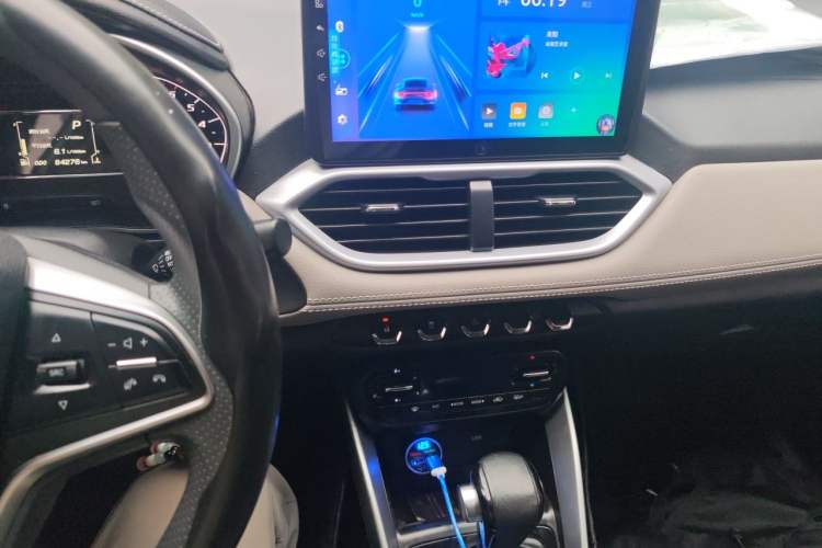 Used Baojun 510 2019 1.5L CVT Enjoyment Model China VI Emission Standard Audio And AC Panel