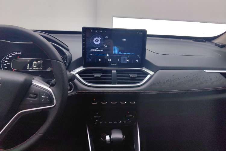 Used Baojun 510 2019 1.5L CVT Enjoyment Model China VI Emission Standard Audio And AC Panel