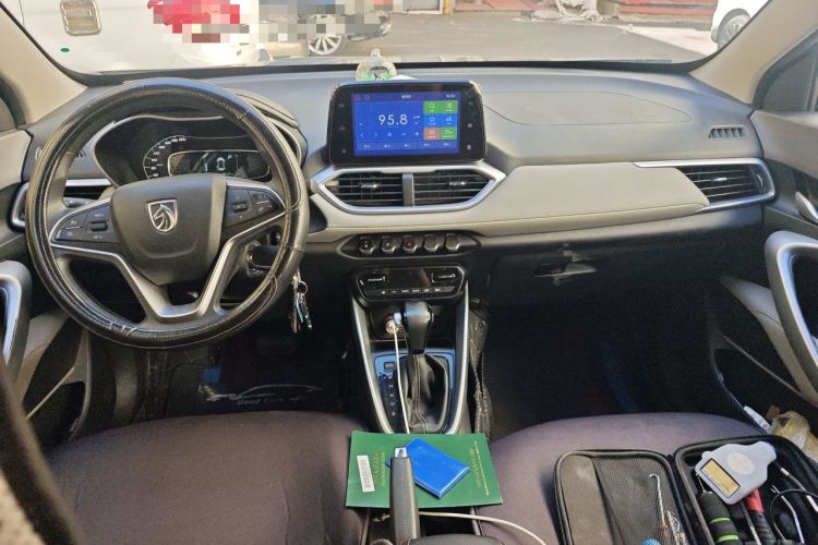 Used Baojun 510 2019 1.5L CVT Enjoyment Model China VI Emission Standard Center Console