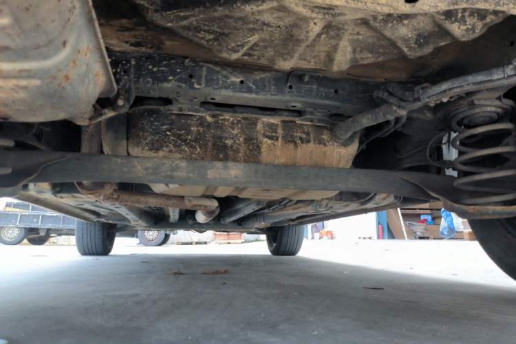 Used Baojun 510 2019 1.5L Manual Jingxiang Model 77kW China VI Emission Standard Chassis Rear