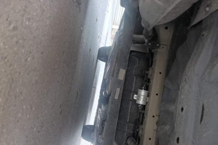 Used Baojun 510 2019 1.5L Manual Prestige Version China V Emission Standard Chassis Rear