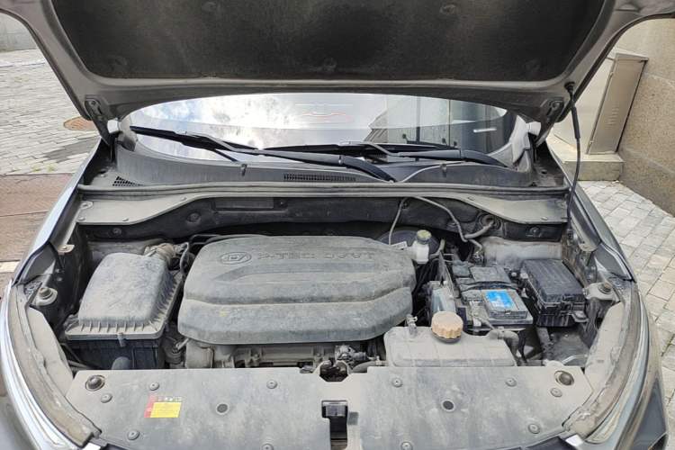 Used Baojun 510 2019 1.5L Manual Jingxiang Model 73kW China VI Emission Standard Engine Bay
